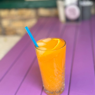 Taze Sıkma Portakal Suyu